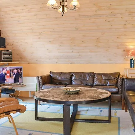 Three-bedroom In Skjern *